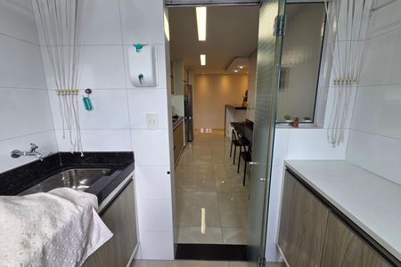 Apartamento para alugar com 120m², 3 quartos e 2 vagas Apartamento para alugar com 120m², 3 quartos e 2 vagasÁrea de Serviço