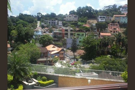 Casa à venda com 450m², 3 quartos e 4 vagas