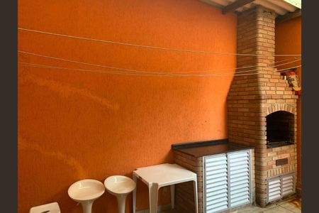Casa à venda com 125m², 4 quartos e 4 vagas
