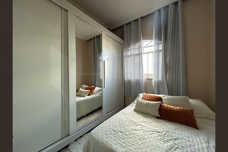Casa à venda com 218m², 3 quartos e 3 vagas