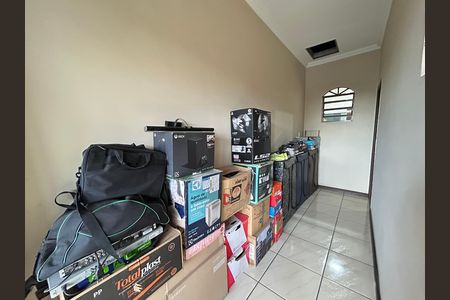 Casa à venda com 218m², 3 quartos e 3 vagas