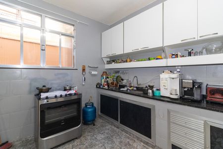 Casa à venda com 200m², 3 quartos e 1 vaga Casa à venda com 200m², 3 quartos e 1 vagaCozinha