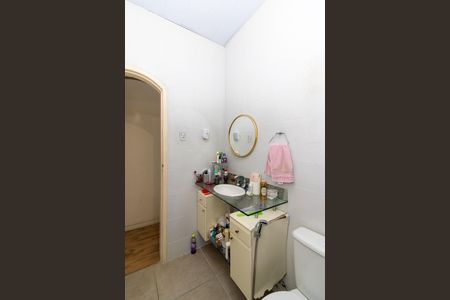 Casa à venda com 200m², 3 quartos e 1 vaga Casa à venda com 200m², 3 quartos e 1 vagaBanheiro Social