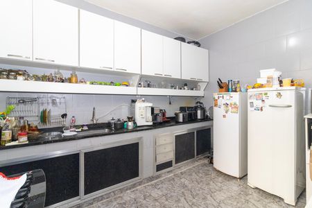 Casa à venda com 200m², 3 quartos e 1 vaga Casa à venda com 200m², 3 quartos e 1 vagaCozinha