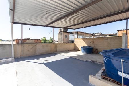 Casa à venda com 200m², 3 quartos e 1 vaga Casa à venda com 200m², 3 quartos e 1 vagaTerraço