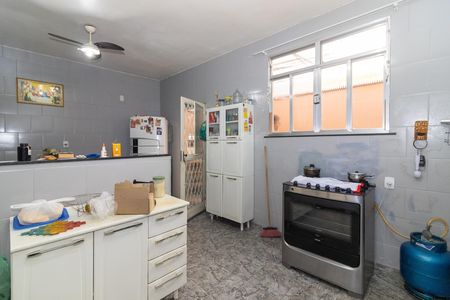 Casa à venda com 200m², 3 quartos e 1 vaga Casa à venda com 200m², 3 quartos e 1 vagaCozinha