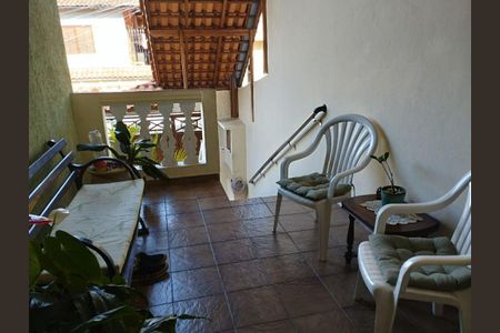 Casa à venda com 207m², 2 quartos e 1 vaga