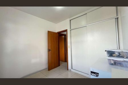 Apartamento à venda com 5 quartos, 180m² em Castelo, Belo Horizonte