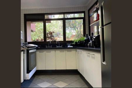 Apartamento à venda com 200m², 3 quartos e 4 vagas
