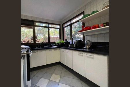 Apartamento à venda com 3 quartos, 200m² em Jardim Fonte do Morumbi, São Paulo