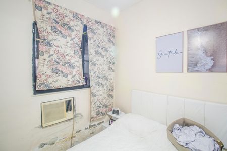 Casa à venda com 70m², 3 quartos e 2 vagasQuarto 2