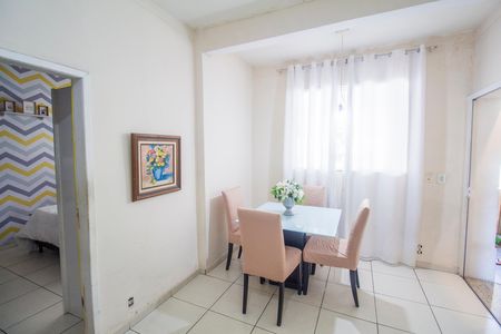 Sala de casa à venda com 3 quartos, 70m² em Realengo, Rio de Janeiro