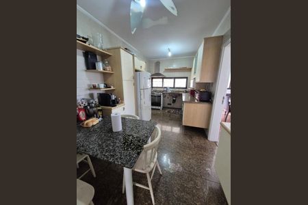 Apartamento à venda com 153m², 3 quartos e 3 vagas
