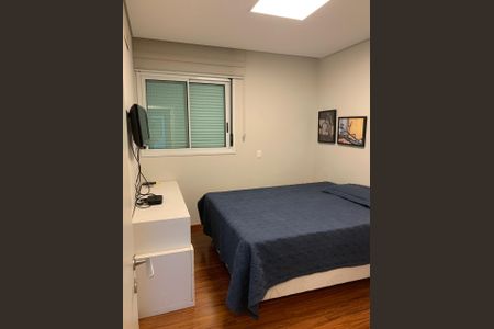 Apartamento para alugar com 154m², 4 quartos e 3 vagas