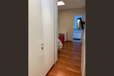 Apartamento para alugar com 154m², 4 quartos e 3 vagas