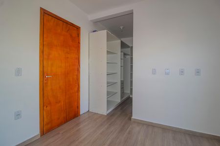 Casa para alugar com 137m², 3 quartos e 1 vaga Casa para alugar com 137m², 3 quartos e 1 vagaSuite