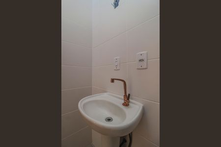 Casa para alugar com 137m², 3 quartos e 1 vaga Casa para alugar com 137m², 3 quartos e 1 vagaBanheiro 2