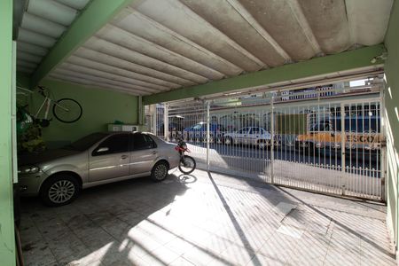 Casa à venda com 100m², 3 quartos e 4 vagas Casa à venda com 100m², 3 quartos e 4 vagasGaragem