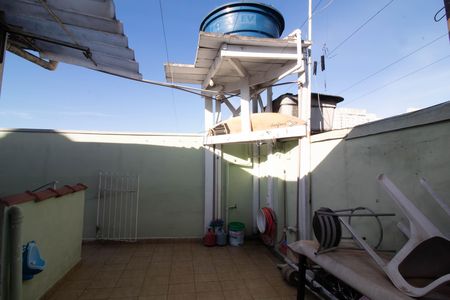 Casa à venda com 100m², 3 quartos e 4 vagas Casa à venda com 100m², 3 quartos e 4 vagasÁrea externa