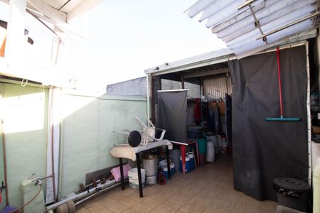 Casa à venda com 100m², 3 quartos e 4 vagas Casa à venda com 100m², 3 quartos e 4 vagasÁrea externa