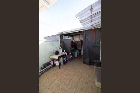 Casa à venda com 100m², 3 quartos e 4 vagas Casa à venda com 100m², 3 quartos e 4 vagasÁrea externa