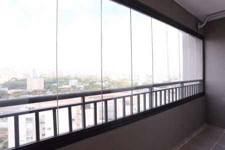 Apartamento para alugar com 43m², 2 quartos e sem vagaSacada