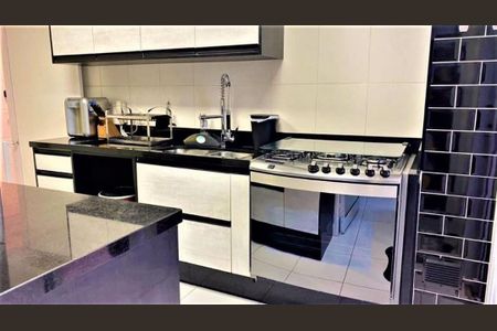 Apartamento à venda com 148m², 2 quartos e 2 vagas