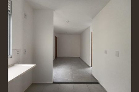 Apartamento para alugar com 40m², 2 quartos e sem vagaCozinha e Área de Serviço