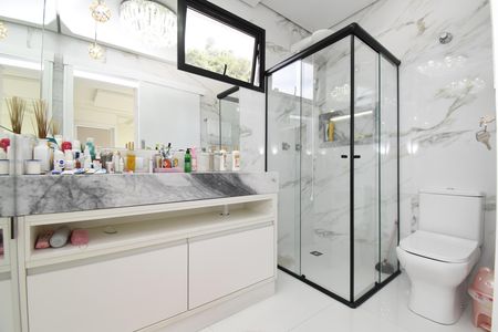 Casa de condomínio à venda com 270m², 3 quartos e 2 vagasBanheiro 3