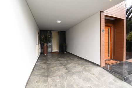 Casa de condomínio à venda com 270m², 3 quartos e 2 vagasGaragem