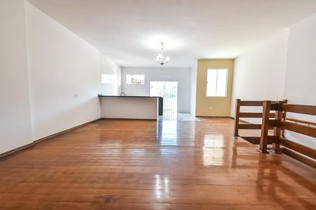 Casa para alugar com 150m², 3 quartos e 1 vagaSala