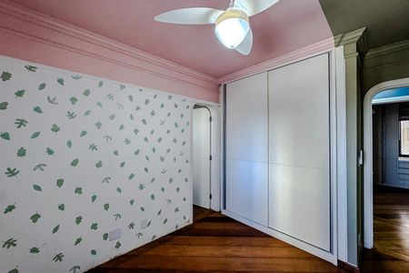 Apartamento à venda com 430m², 3 quartos e 4 vagas Apartamento à venda com 430m², 3 quartos e 4 vagasQuarto 3 - Suíte