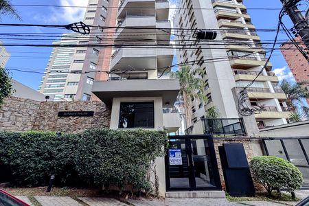Apartamento à venda com 430m², 3 quartos e 4 vagas Apartamento à venda com 430m², 3 quartos e 4 vagasFachada com Plaquinha