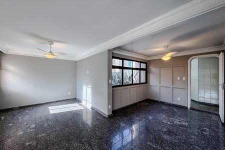 Apartamento à venda com 430m², 3 quartos e 4 vagas Apartamento à venda com 430m², 3 quartos e 4 vagasSala
