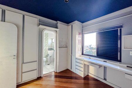 Apartamento à venda com 430m², 3 quartos e 4 vagas Apartamento à venda com 430m², 3 quartos e 4 vagasQuarto 2 - Suíte