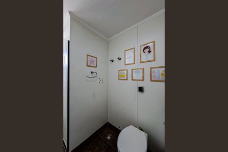 Apartamento à venda com 430m², 3 quartos e 4 vagas Apartamento à venda com 430m², 3 quartos e 4 vagasBanheiro da Suíte 3