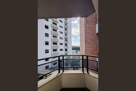 Apartamento à venda com 430m², 3 quartos e 4 vagas Apartamento à venda com 430m², 3 quartos e 4 vagasVaranda da Suíte 1