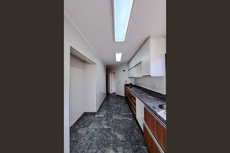 Apartamento à venda com 430m², 3 quartos e 4 vagas Apartamento à venda com 430m², 3 quartos e 4 vagasCozinha