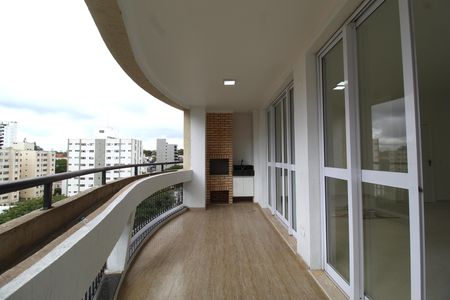 Varanda de apartamento à venda com 4 quartos, 161m² em Moema, São Paulo