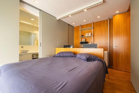 Apartamento à venda com 369m², 3 quartos e 5 vagas Apartamento à venda com 369m², 3 quartos e 5 vagasSuíte 2