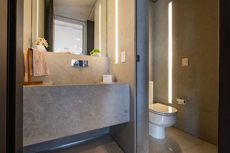 Apartamento à venda com 369m², 3 quartos e 5 vagas Apartamento à venda com 369m², 3 quartos e 5 vagasLavabo