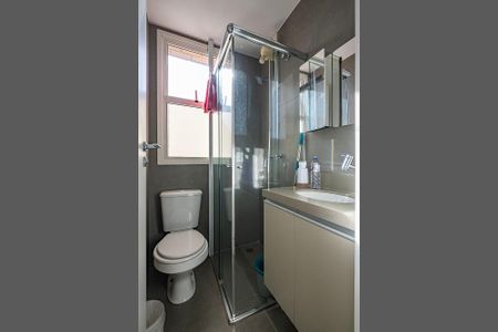 Apartamento à venda com 369m², 3 quartos e 5 vagas Apartamento à venda com 369m², 3 quartos e 5 vagasÁrea de Serviço - Banheiro