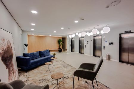 Studio à venda com 40m², 2 quartos e sem vaga Studio à venda com 40m², 2 quartos e sem vagaHall social