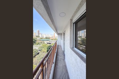 Studio à venda com 40m², 2 quartos e sem vaga Studio à venda com 40m², 2 quartos e sem vagaVaranda