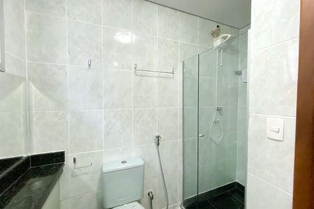 Apartamento para alugar com 249m², 3 quartos e 2 vagas Apartamento para alugar com 249m², 3 quartos e 2 vagasBanheiro