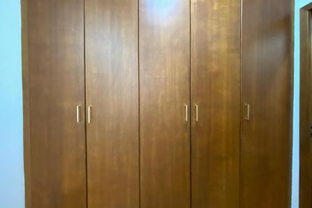 Apartamento para alugar com 249m², 3 quartos e 2 vagas Apartamento para alugar com 249m², 3 quartos e 2 vagasCloset da suíte 1