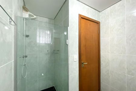 Apartamento para alugar com 249m², 3 quartos e 2 vagas Apartamento para alugar com 249m², 3 quartos e 2 vagasBanheiro