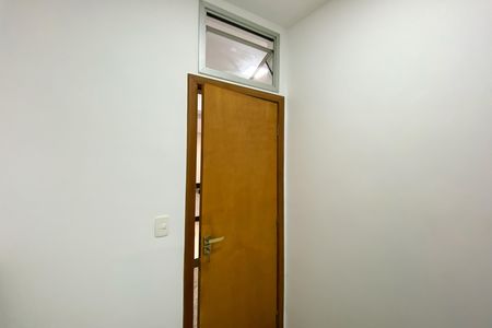 Apartamento para alugar com 249m², 3 quartos e 2 vagas Apartamento para alugar com 249m², 3 quartos e 2 vagasQuarto de Serviço