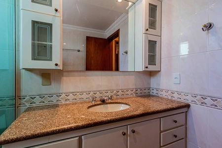 Apartamento para alugar com 168m², 4 quartos e 3 vagas Apartamento para alugar com 168m², 4 quartos e 3 vagasSuite 01 - Banheiro