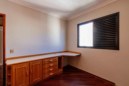 Apartamento para alugar com 168m², 4 quartos e 3 vagas Apartamento para alugar com 168m², 4 quartos e 3 vagasQuarto 02